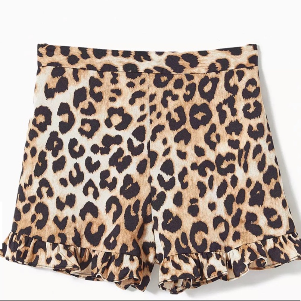 Urban Outfitters Leopard Print Flutter Short - image 5